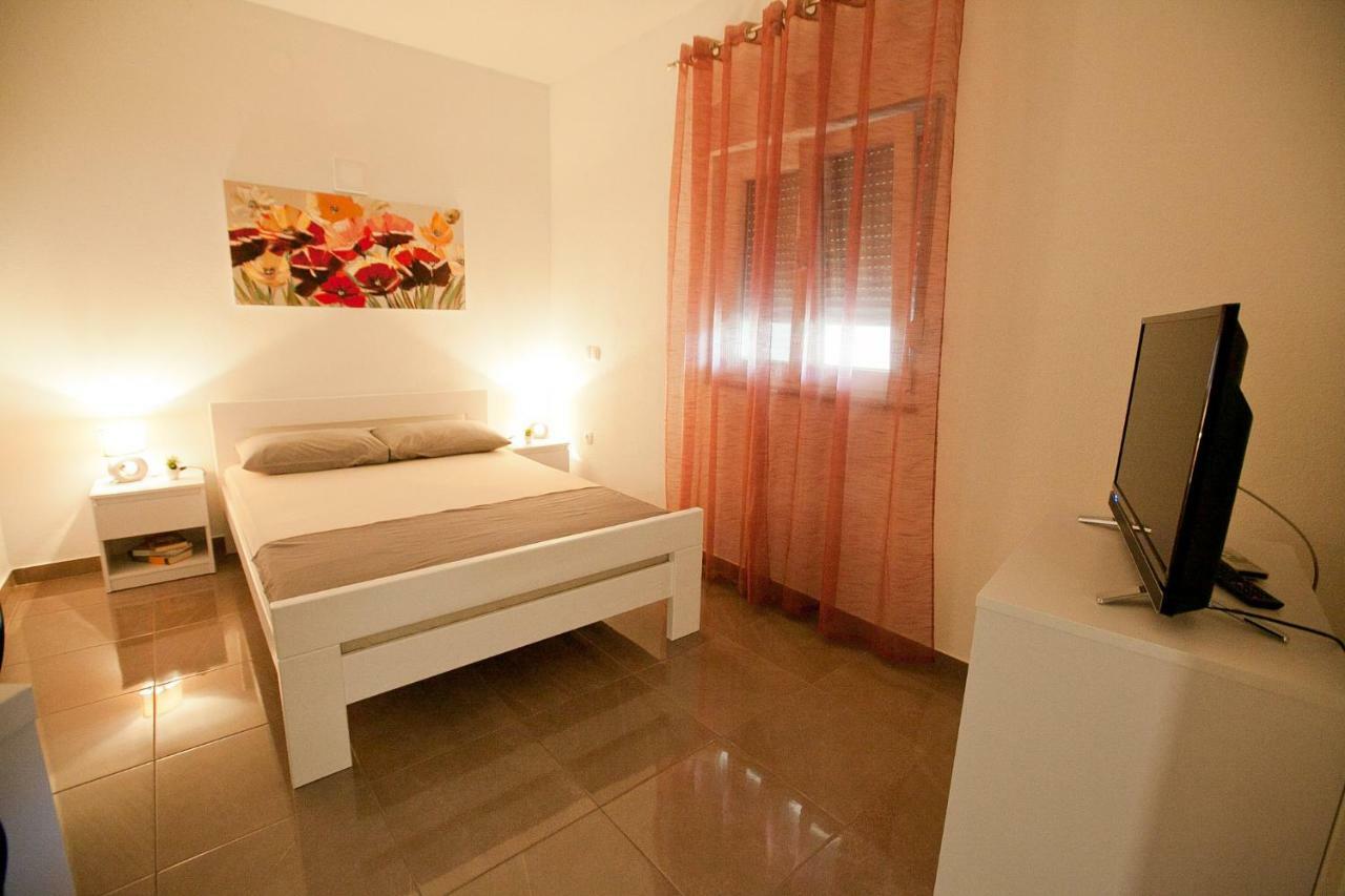 2 Apartman *