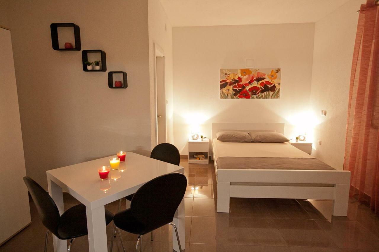 2 Apartman *